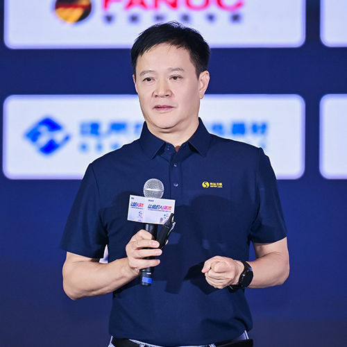 徐石，讓企業AI落地